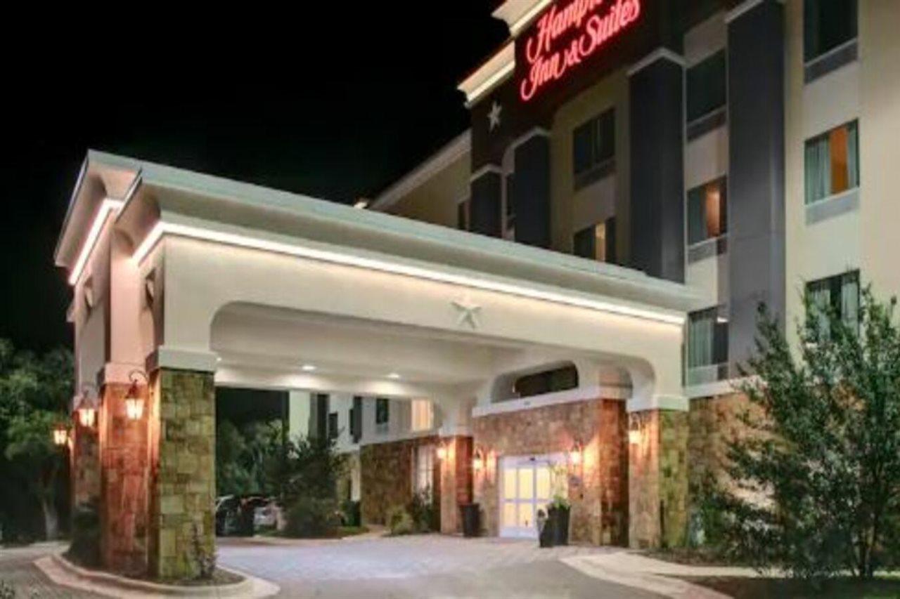 Hampton Inn & Suites Boerne Bagian luar foto