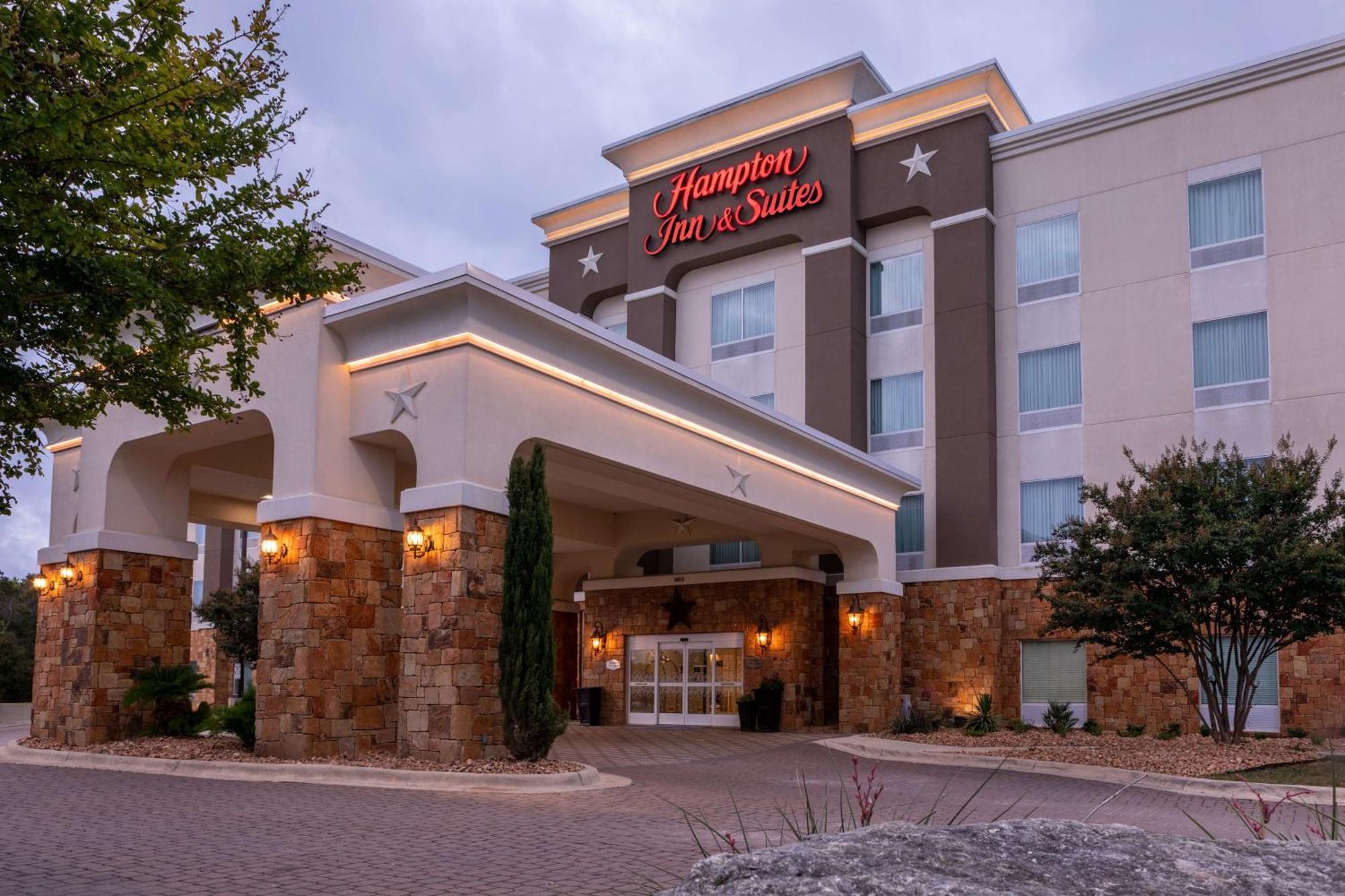 Hampton Inn & Suites Boerne Bagian luar foto