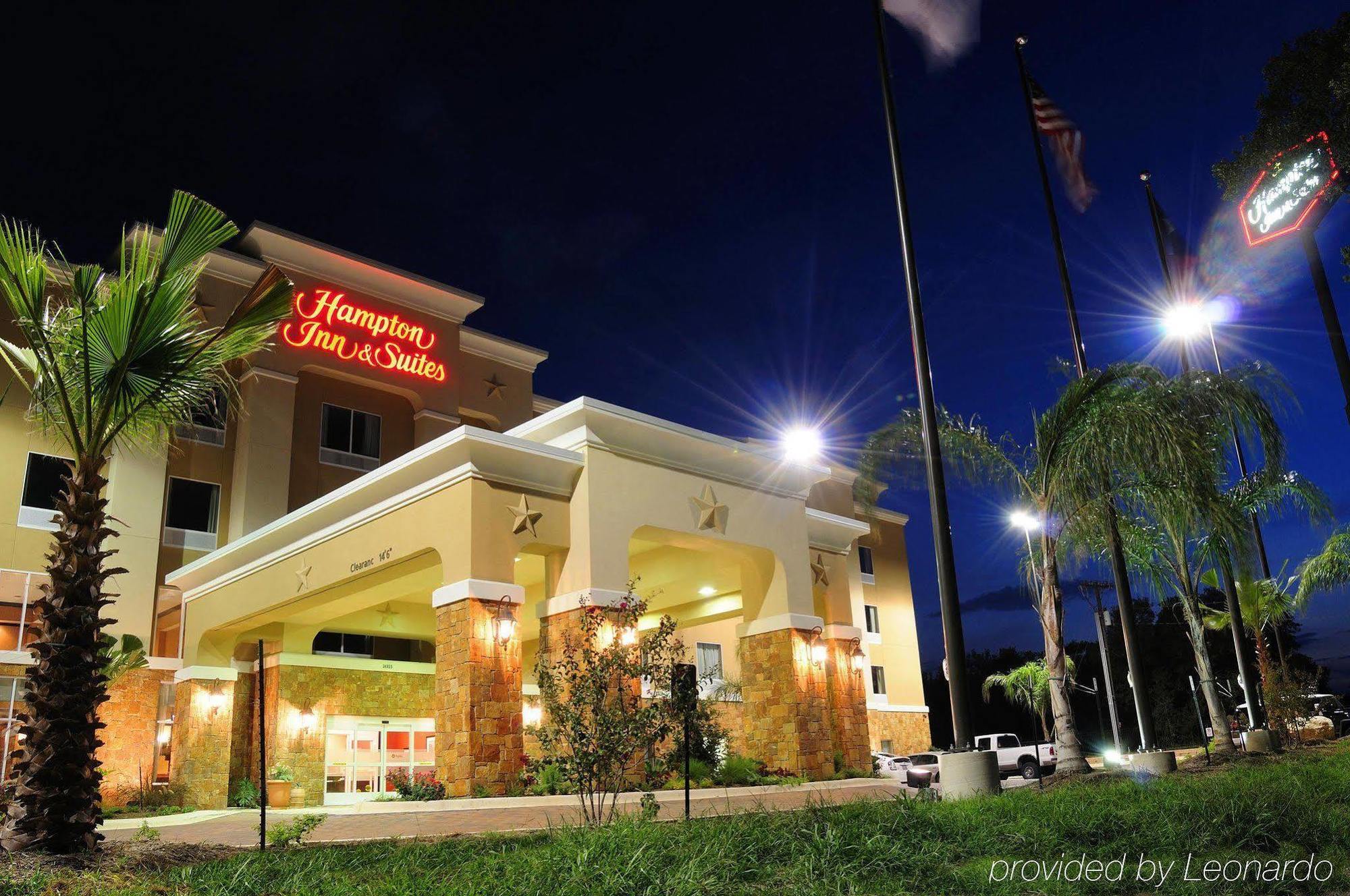 Hampton Inn & Suites Boerne Bagian luar foto
